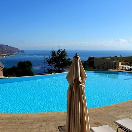 Taormina Lux & Elite Apartments - Taormina Holidays Esterno foto