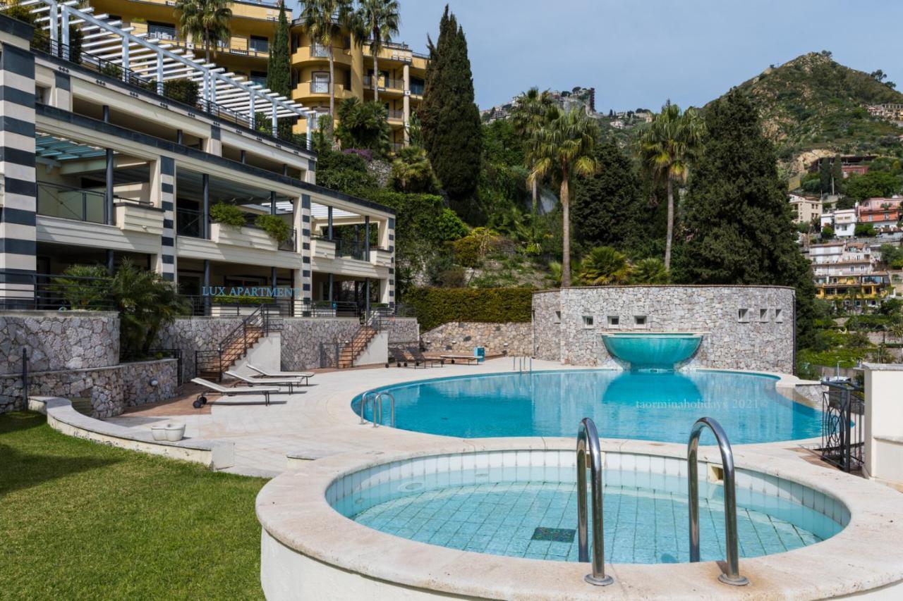 Taormina Lux & Elite Apartments - Taormina Holidays Esterno foto