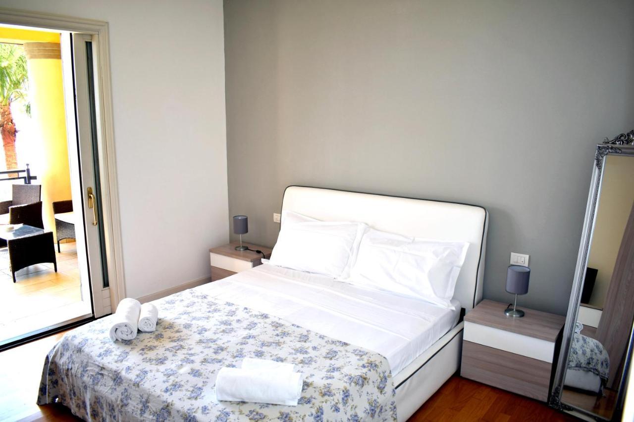 Taormina Lux & Elite Apartments - Taormina Holidays Esterno foto