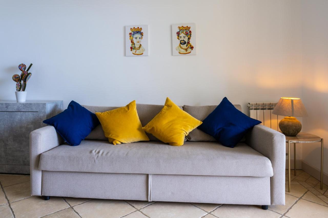 Taormina Lux & Elite Apartments - Taormina Holidays Esterno foto