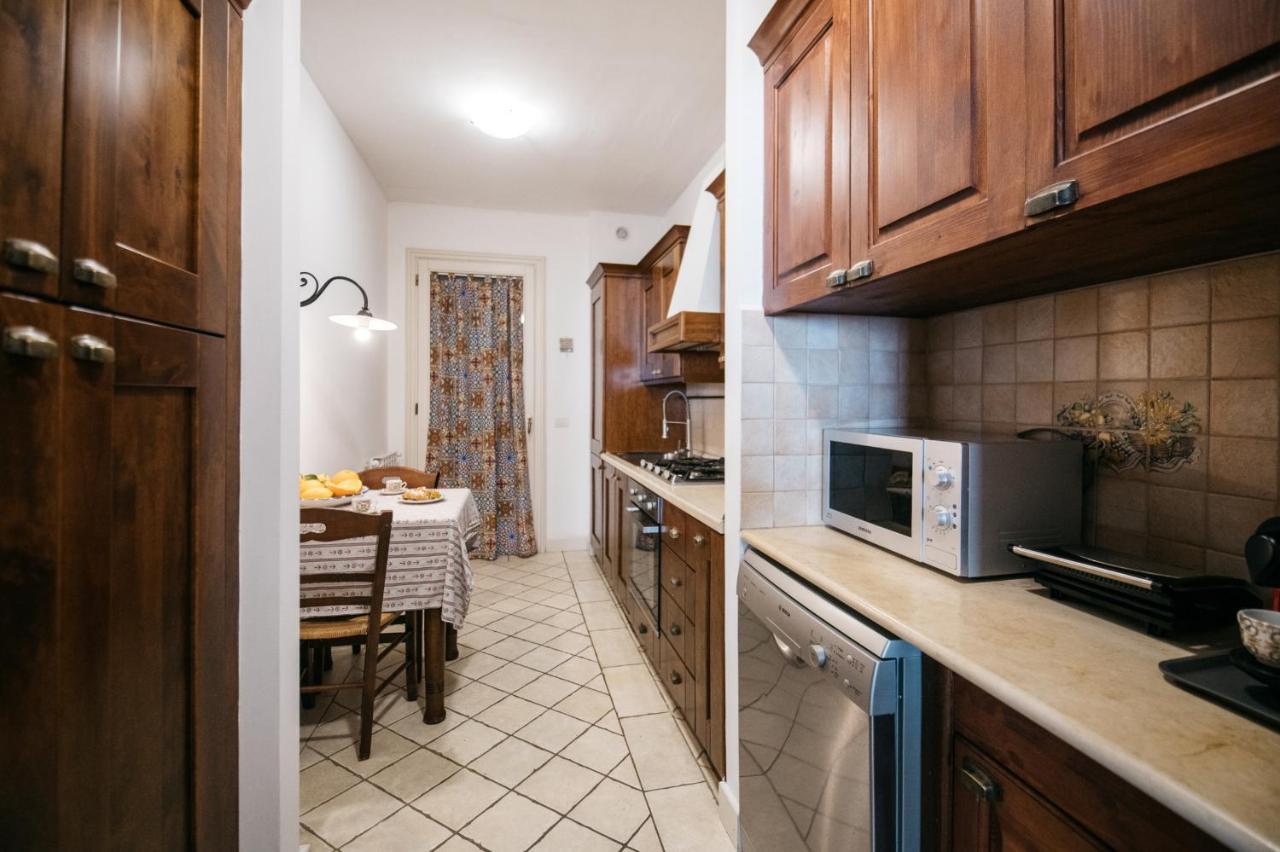 Taormina Lux & Elite Apartments - Taormina Holidays Esterno foto